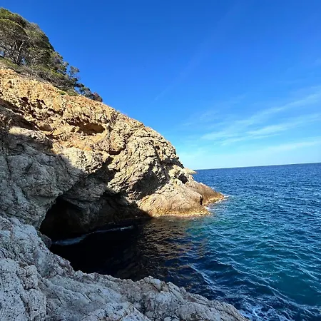 Apartment Thegoldsand Cala Salions Tossa De Mar *
