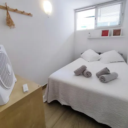 Appartement Thegoldsand Cala Salions Tossa De Mar
